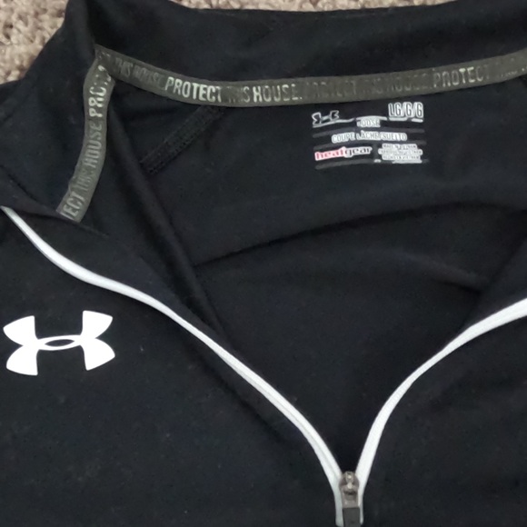 Under Armour long sleeve pull over - Picture 2 of 3